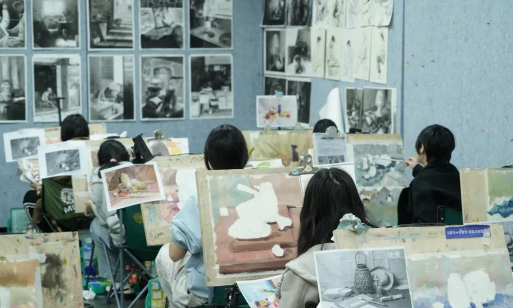 中央美术学院