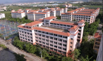 海南省三亚高级技工学校