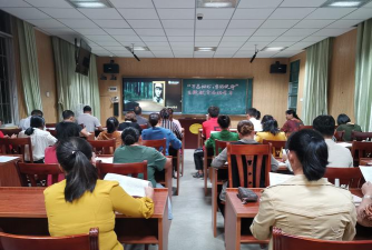罗波镇罗波初级中学