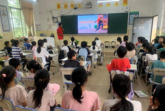 横县平朗乡初级中学