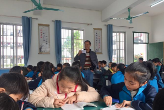 横县镇龙乡初级中学