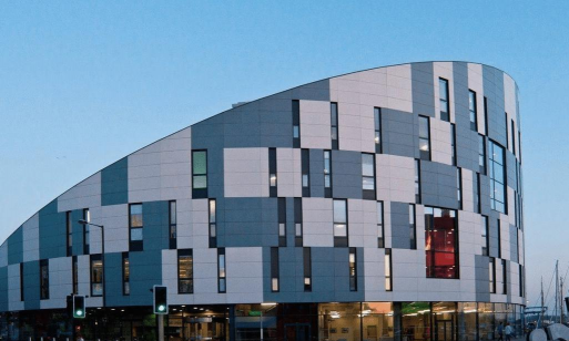 萨福克新学院
