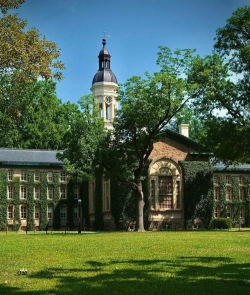 巴内特学院
