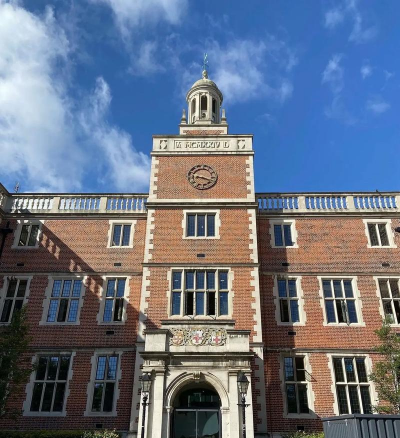 纽卡斯尔学院