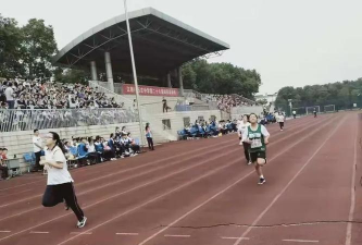 江阴市石庄中学