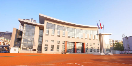 邵营镇仁和中学