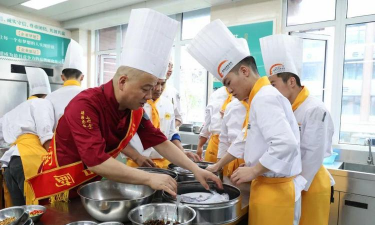 成都新东方高级技工学校