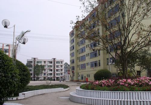 四川省宜宾县高场职