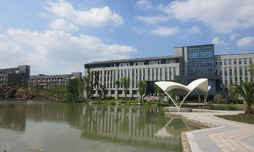 公主岭市职业教育中