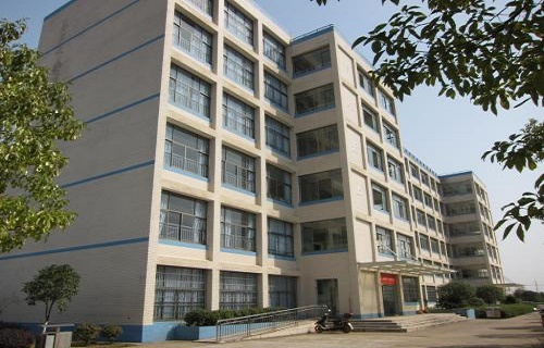 云霄卫生职工中等专