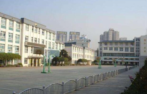云南省昆明市第五中