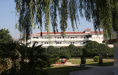 邯郸中山专修学院中