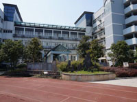 嘉鱼县高建成中学